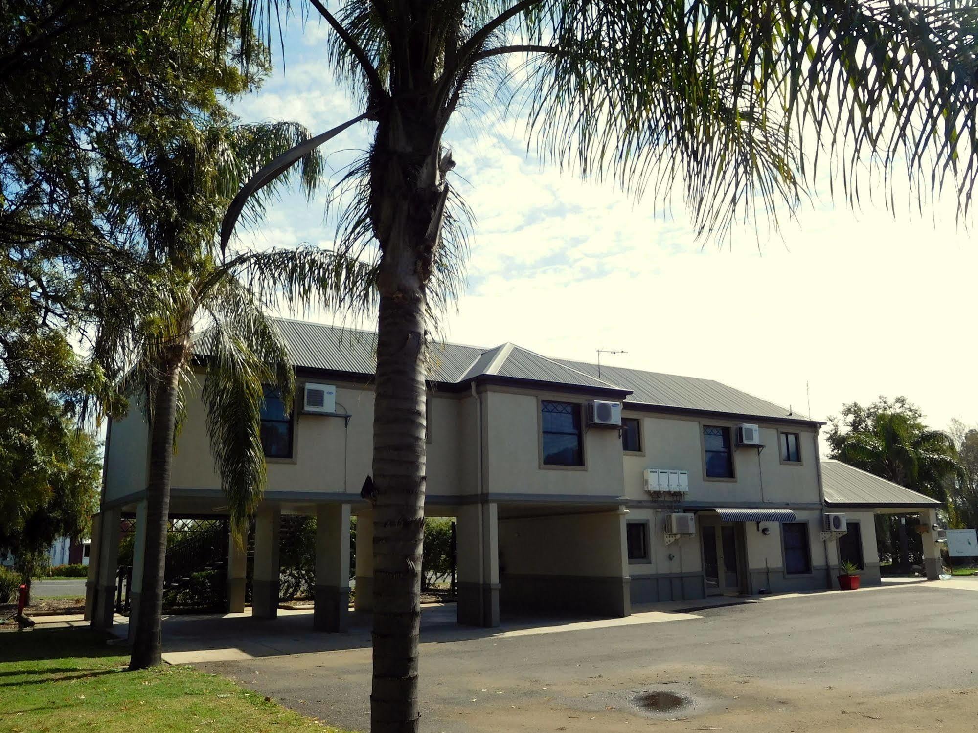 Narrabri Motel And Caravan Park Dış mekan fotoğraf