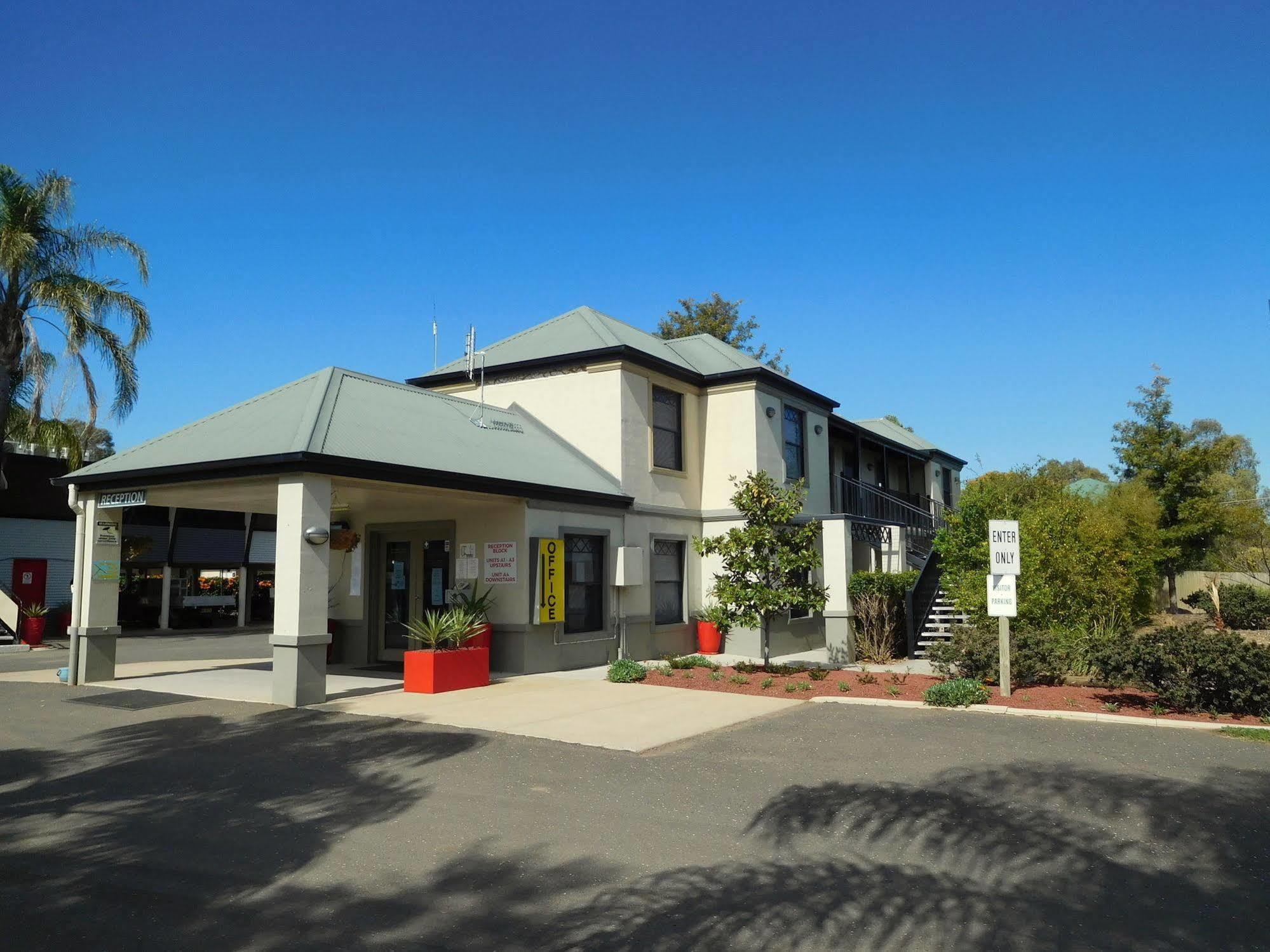Narrabri Motel And Caravan Park Dış mekan fotoğraf