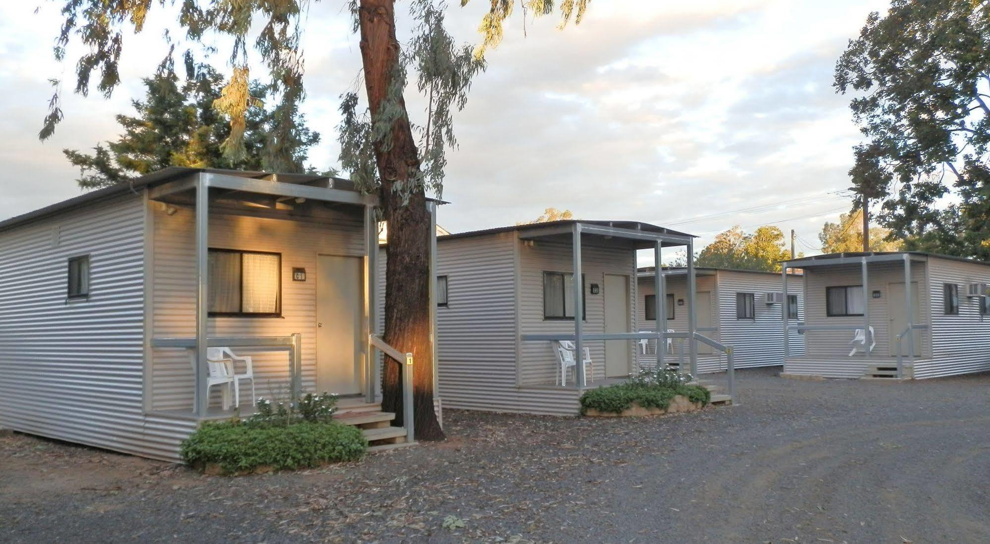 Narrabri Motel And Caravan Park Dış mekan fotoğraf